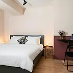 Апартаменти In Debar Maalo