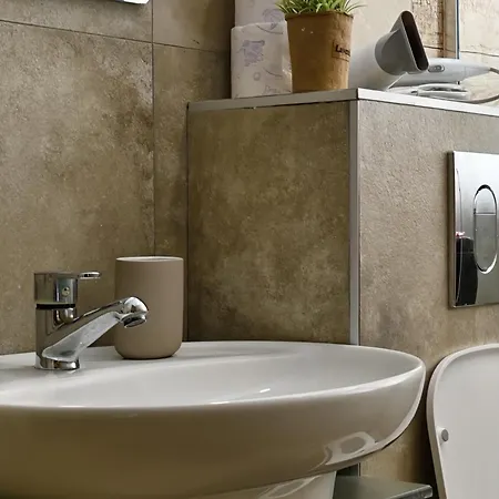 By Parkside Boutique *