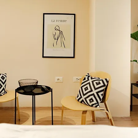 By Parkside Boutique Apartment Skopje